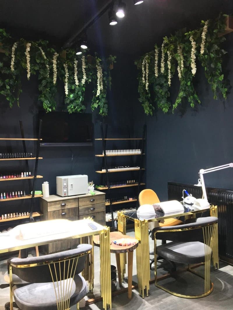 Protez tırnak uygulama odası Sibella Beauty Salon Kayseri